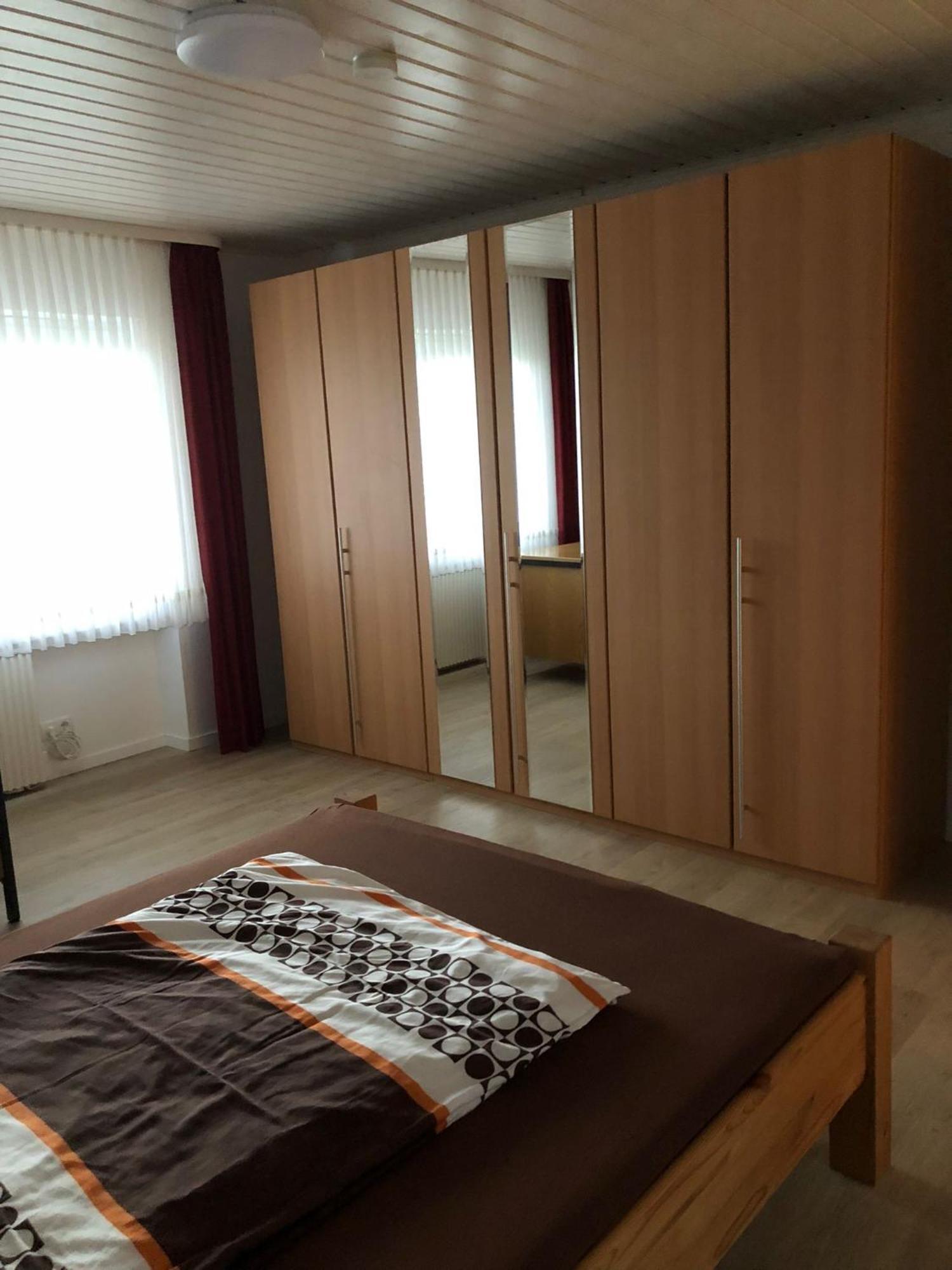 Apartment Ferienwohnungjahrsfeld Strassenhaus